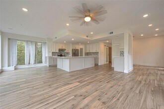 6628 Bayou Glen Rd in Houston, TX - Building Photo - Building Photo