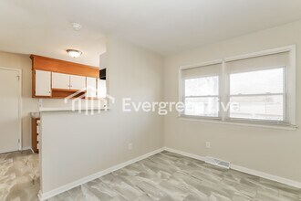 1711 Oberlin Dr in High Point, NC - Building Photo - Building Photo