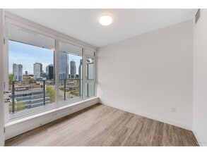 9675-9675 King George Blvd in Surrey, BC - Building Photo - Building Photo