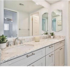5320 Colodny Dr in Agoura Hills, CA - Building Photo - Building Photo