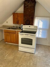 24 Simon St in Babylon, NY - Building Photo - Building Photo