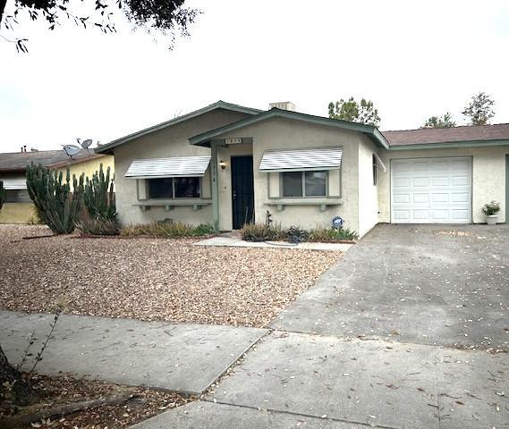 1934 Cll Diablo in Hemet, CA - Building Photo