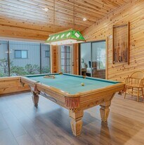 7715 Kingswood Dr in Kings Beach, CA - Building Photo