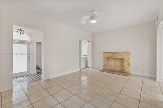 2356 SW 16th Ave in Miami, FL - Building Photo - Building Photo