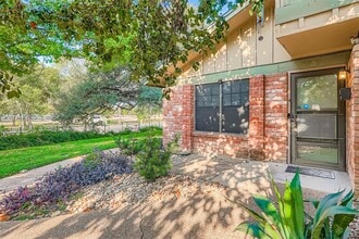 9507 Quail Village Ln in Austin, TX - Building Photo - Building Photo