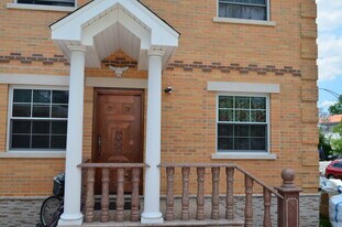 14906 Elm Ave in Flushing, NY - Building Photo