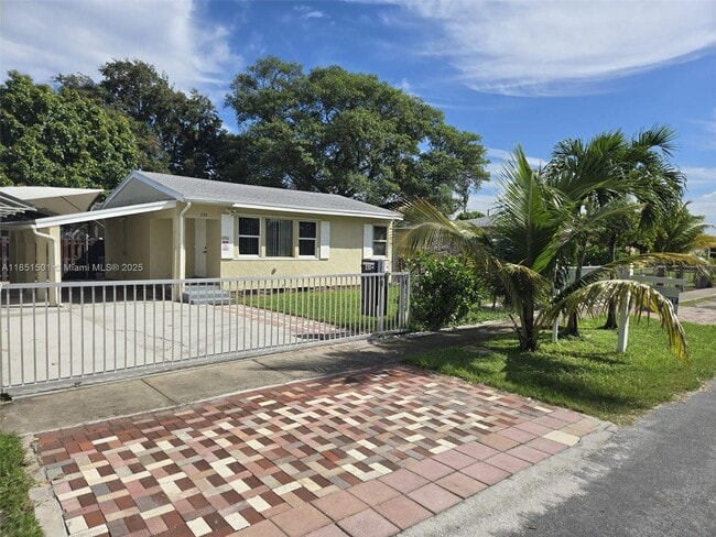 property at 330 SW 13th St