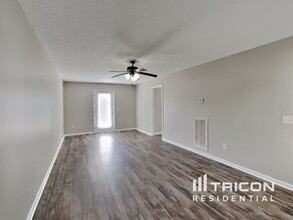 73 Stonewall Dr in Benson, NC - Building Photo - Building Photo