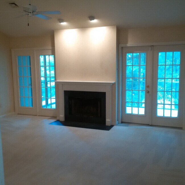 29 Sterling Ct Rentals in Hershey, PA