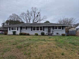 418 Ewing St NW in Huntsville, AL - Building Photo