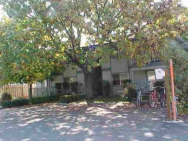 1274 E 1st Ave in Chico, CA - Building Photo