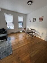 776 Columbus Ave, Unit 3 in Boston, MA - Foto de edificio - Building Photo