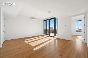 54 Noll St in Brooklyn, NY - Building Photo