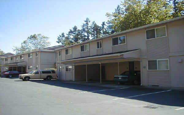 Des Moines Ridge Apartments in Des Moines, WA - Building Photo - Building Photo