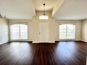 532 SW Kabot Ave in Port St. Lucie, FL - Building Photo - Building Photo