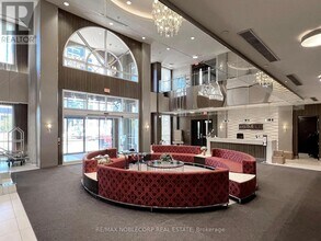 2 Eva Rd in Toronto, ON - Building Photo - Building Photo