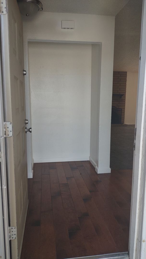 4111 Ozro Ct in Sacramento, CA - Building Photo - Building Photo