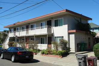 3811 Opal St in Oakland, CA - Building Photo - Building Photo