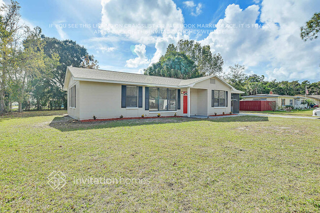 2640 Northland Rd in Mount Dora, FL - Building Photo - Building Photo