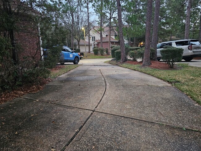 35 S Avonlea Cir in Spring, TX - Building Photo - Building Photo