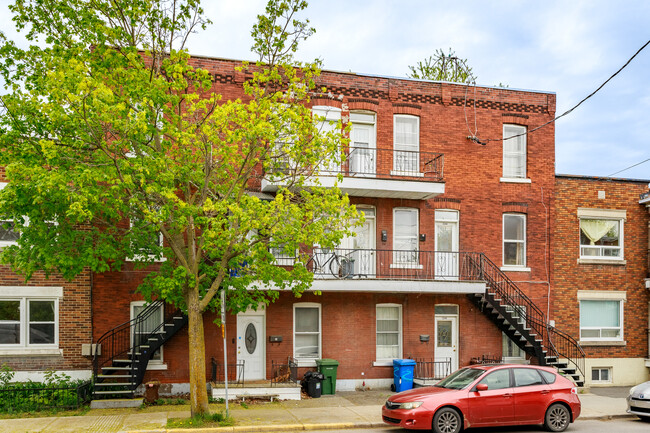 3242 Lasalle Boul in Verdun, QC - Building Photo - Building Photo