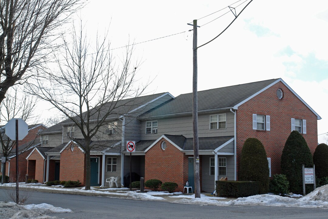 Rosedale Apartments in New Berlin, PA - Building Photo