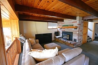 33992 Sunrise Island Rd in Crosslake, MN - Building Photo - Building Photo