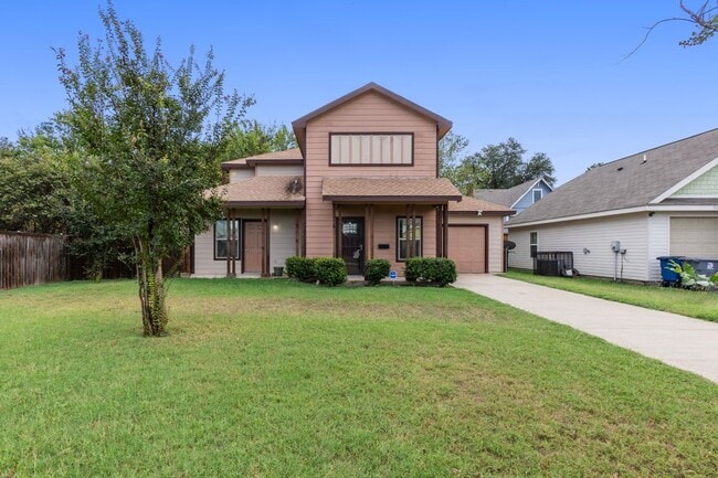 3109 Lenway St in Dallas, TX - Building Photo - Building Photo