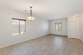 1077 Lemongrass Ct in Henderson, NV - Building Photo - Building Photo