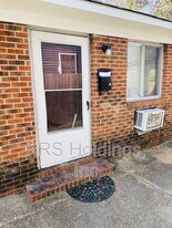 1406 W 27th St in Norfolk, VA - Building Photo
