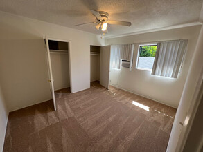 14304 Dickens St in Sherman Oaks, CA - Building Photo - Building Photo