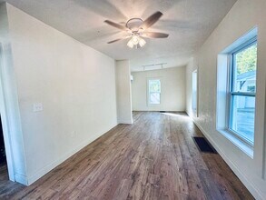 121 S 34th St in Mattoon, IL - Building Photo - Building Photo