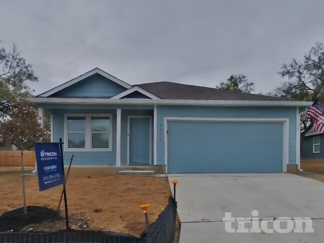 5715 Vista Point in San Antonio, TX - Building Photo - Building Photo