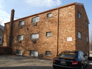 4330 Millsbrae Ave in Cincinnati, OH - Foto de edificio - Building Photo