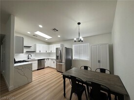 3244 Idaho Springs St in North Las Vegas, NV - Building Photo