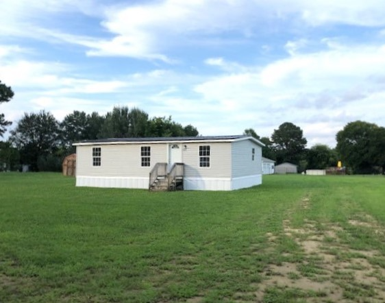 154 Clark Ct in Grimesland, NC - Building Photo