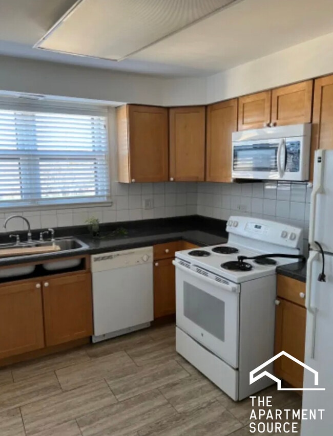 property at 8644 Skokie Blvd