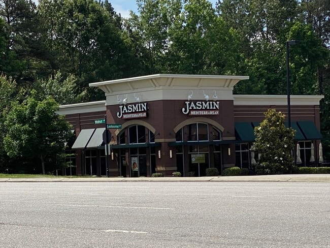 1128 Nottingham Cir in Cary, NC - Building Photo - Building Photo