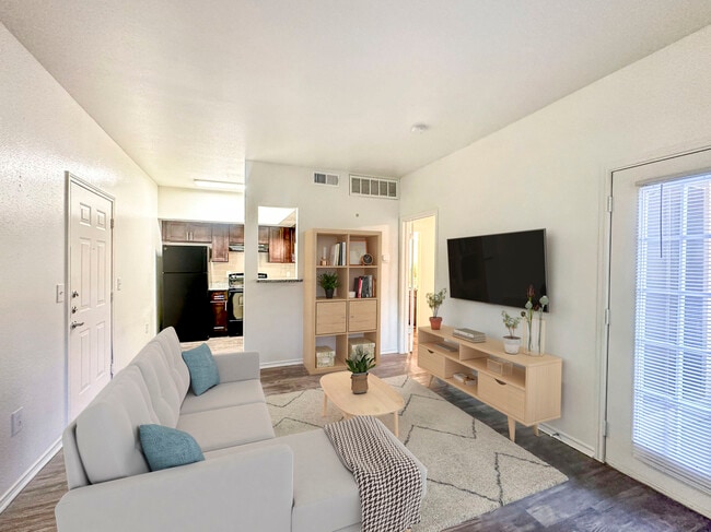 Sunrise Bluffs in Austin, TX - Foto de edificio - Building Photo