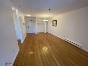 179 Presidents Ln, Unit 4M in Quincy, MA - Building Photo - Building Photo