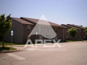 1213 Avalon Dr in Louisville, TN - Building Photo - Building Photo