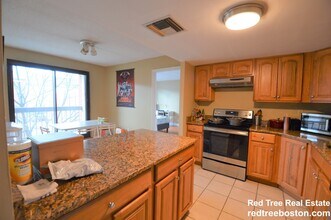85 Brainerd Rd, Unit 316 in Boston, MA - Foto de edificio - Building Photo