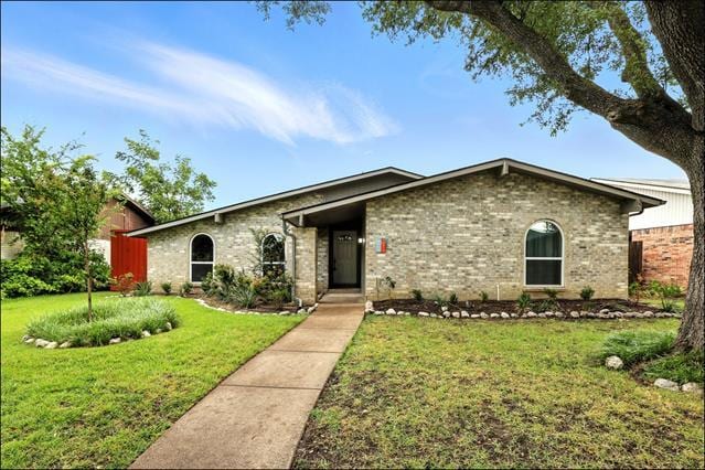 property at 1824 Castille Dr