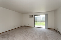 Willow Knolls Apartments photo'