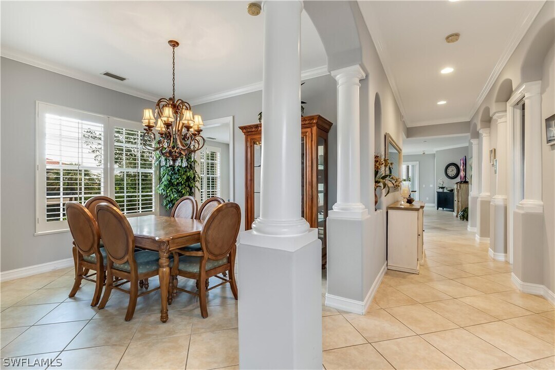 11239 Bienvenida Ct in Ft. Myers, FL - Foto de edificio