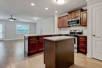 993 Tender Dr in Apex, NC - Building Photo - Building Photo