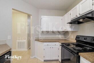 1205 Schumann Dr in Sebastian, FL - Building Photo - Building Photo