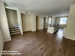 136 Dorsett Ave in Upland, CA - Building Photo - Building Photo