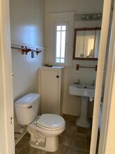 263 Grand Ave, Unit 263.5 in Long Beach, CA - Building Photo - Building Photo