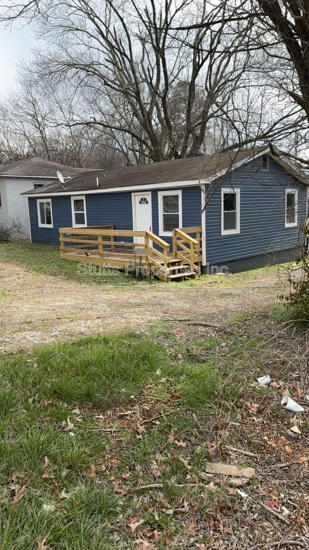 property at 2410 Veterans Dr